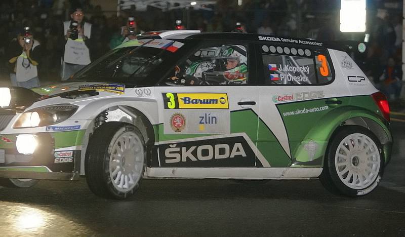 Barum rally: noční rychlostní zkouška ve Zlíně