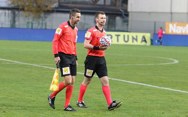 Fotbalisté Zlína (žluté dresy) v 14. kole FORTUNA:LIGY hráli s Jabloncem nerozhodně 0:0.