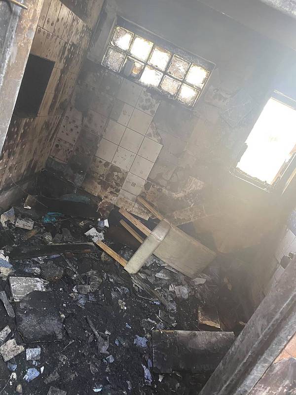 Požár zničil podkrovní byt v Malenovicích