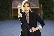 Suzanne Vega patří mezi nejznámější zpěvačky světa.