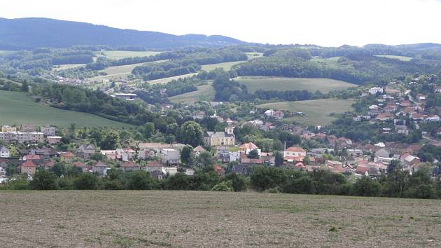 PATŘILY KE ZLÍNU. V roce 2008 se Želechovice po referendu osamostatnily. 