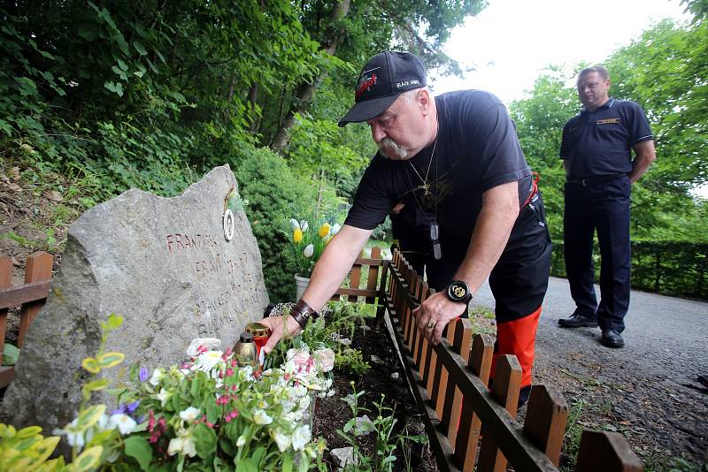 23.ročník memoriál Františka Fraita v extrémních sportech Maleniska Provodov.U pomníčku  Františka Fraita v  Řetěchově.