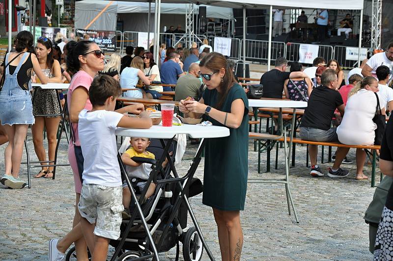 Součástí tradičního Setkání muzikantů v Bílých Karpatech ve Valašských Kloboukách byl v sobotu 21. srpna 2021 také gastrofestival