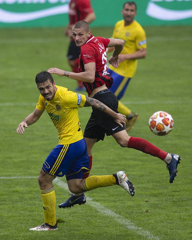 Zlín - Zápas skupiny o záchranu FORTUNA:LIGY mezi FC Fastav Zlín a SFC Opava. Václav Juřena (SFC Opava).