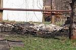 Noční požár zcela zničil rekreační chatu ve Zlíně.