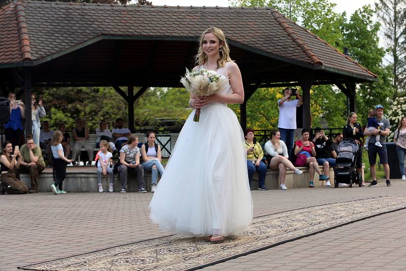 Svatba jako na zámku v ZOO Lešná ve Zlíně.