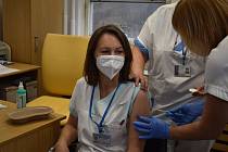 V Krajské nemocnici Tomáše Bati ve Zlíně začalo očkování proti covidu. 4. ledna 2020