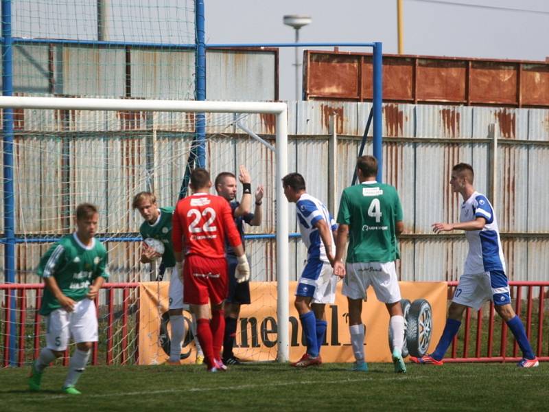 Fotbalisté Viktorie Otrokovice porazili v prvním kole MSFL Hlučín.