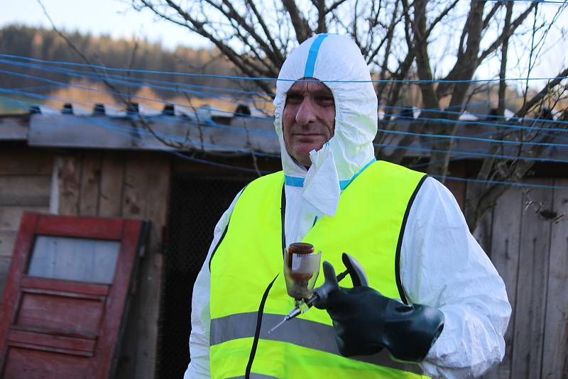 Newcastleská choroba, neboli pseudomor drůbeže se objevil v Šanově. Utraceno bylo již  70 slepic.