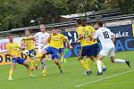 Fotbalisté Zlína (žluté derby ) v nedělním derby hostili sousední Slovácko.