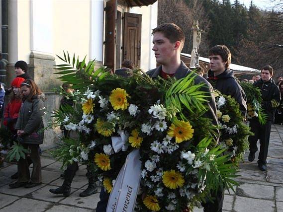 Pohřeb Honzíka Kubelky.