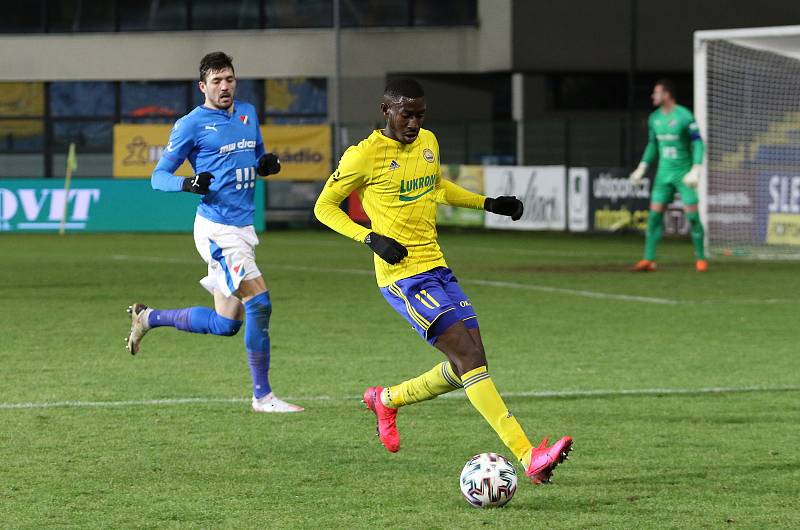 Fotbalisté Zlína (ve žlutých dresech) v 16. kole FORTUNA:LIGY remizovali s Baníkem Ostrava 1:1.