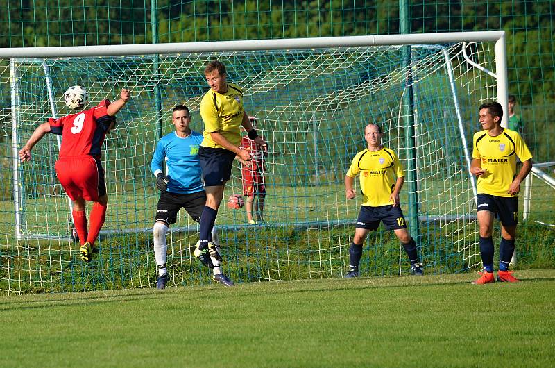 Na hřišti v Újezdu se o víkendu dohrála LIGA4, které se zúčastnily čtyři týmy ze Zlínska.