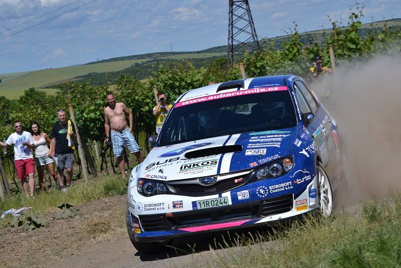 Valoušek i přes problémy dosáhl mezi vinicemi na stříbro, vítězem je Kopecký