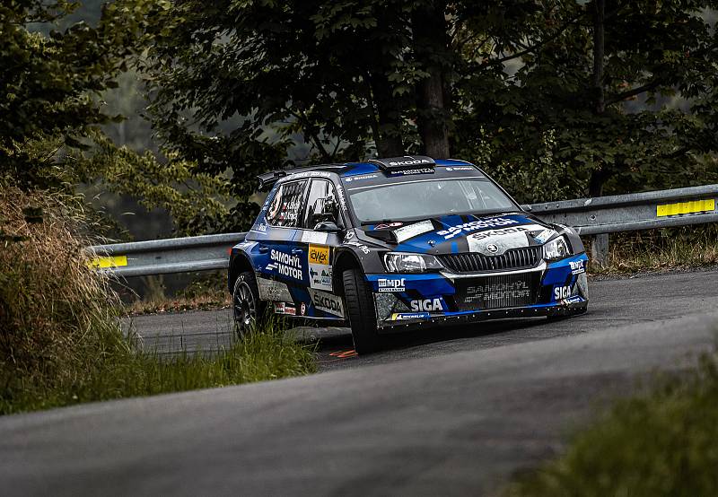 První setkání s vybranými účastníky 51. ročníku Barum Czech Rally Zlín proběhlo v úterý odpoledne v autosalonu Samohýl, kde se představily posádky pilotující vozy Škoda. Dorazili závodníci Adam Březík, Dominik Stříteský a Antonín Tlusťák.