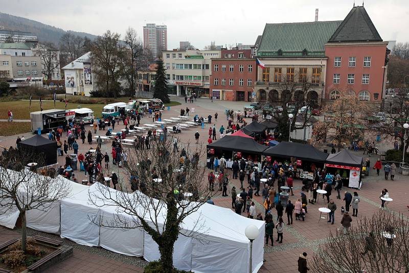 Svatomartinské hody na náměstí Míru ve Zlíně. 13. listopadu 2021