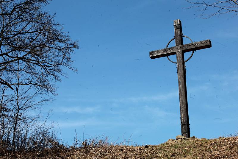 Křížové cesty ve Zlínském kraji: Vysoké Pole.