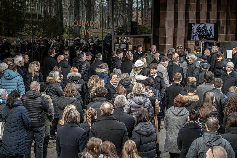Poslední rozloučení s motocyklovým závodníkem Jakubem Gureckým na zlínském Lesním hřbitově, 12. února 2022