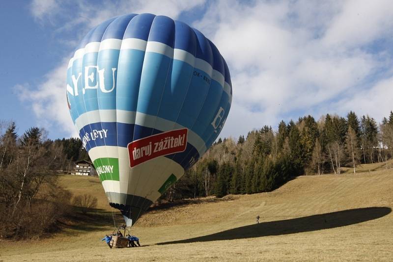 5. Ballon Trophy Filzmoos 2014 - Setkání balonářů v v Alpách v Rakousku - Přistání v údolí za „jarního počasí“