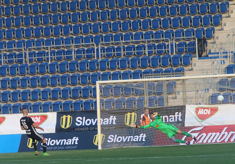 super pohár fotbal FC FASTAV Zlín - ŠK Slovan Bratislav