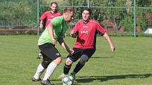 Fotbalisté Slopného (zelené dresy) si v Lize4 poradil s Drnovicemi, které díky hattricku Martina Váni zdolal 3:2. Foto: pro Deník/Jan Zahnaš