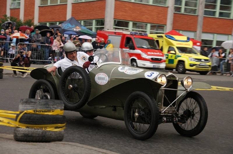 Start 49. ročník Barum Czech Rally. Bugatti