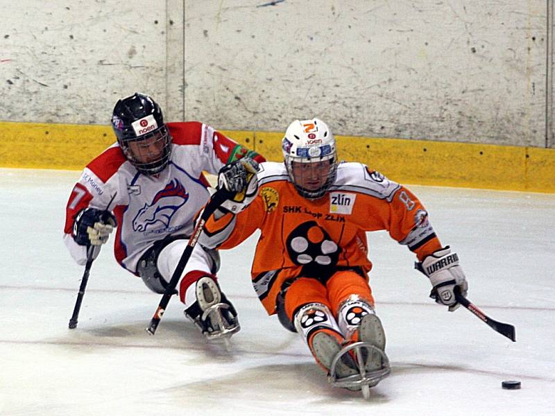 Sledgehokej finále Zlín – Pardubice