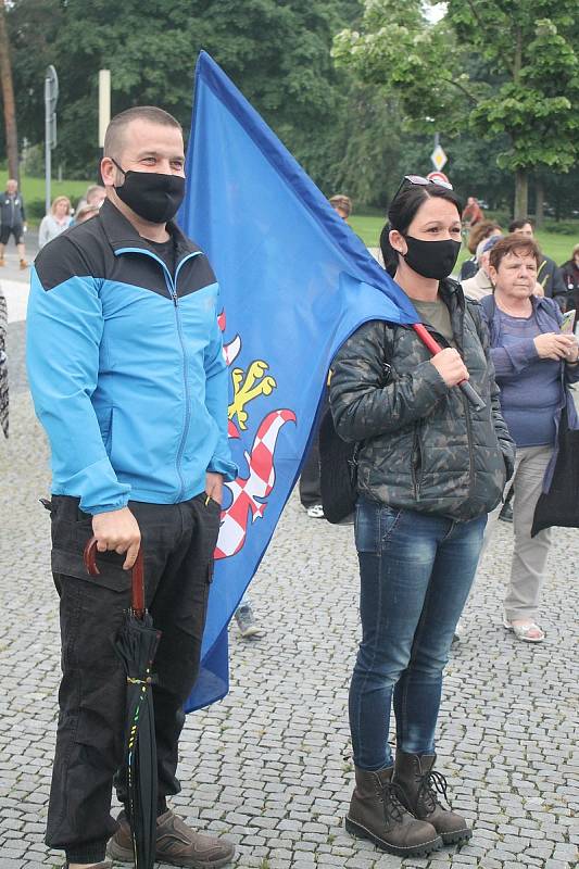 Demonstrace proti premiérovi Andreji Babišovi ve Zlíně - 9. 6. 2020