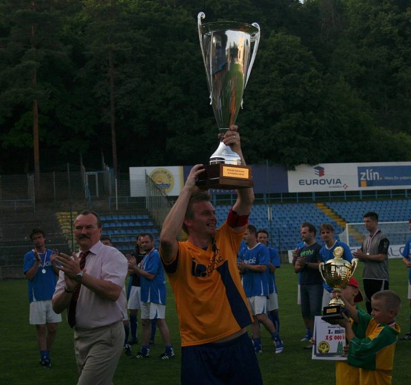 fotbal, KFS, finále, Pohár Hejtmana Zlínského kraje, Štítná nad Vláří (žlutí) - FC Rak Provodov