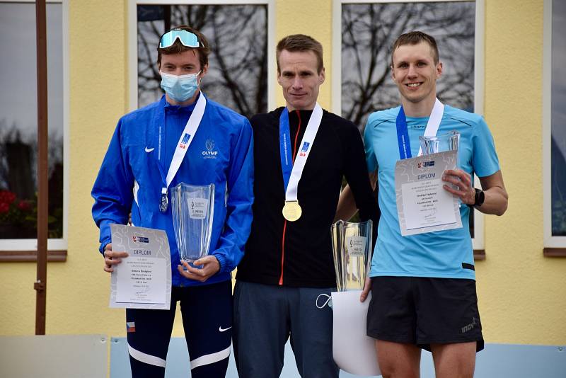 Ondřej Fejfar na MČR v půlmaratonu 2021