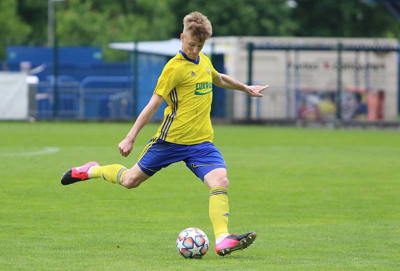 Fotbalisté Zlína B se v sobotu dopoledne utkali s juniorkou Slovácka.