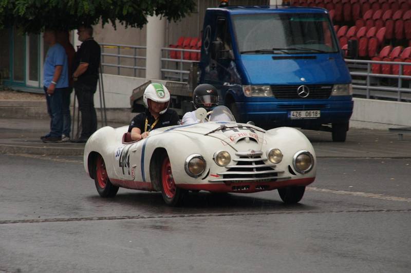 Start 49. ročník Barum Czech Rally. Bugatti