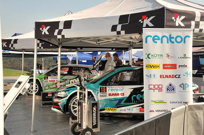 Pod taktovkou dvou mladých regionálních pilotů Erika Caise a Adama Březíka se nesel závod 27. ročníku Rallysprint Kopná, který se konal v sobotu v okolí Slušovic.