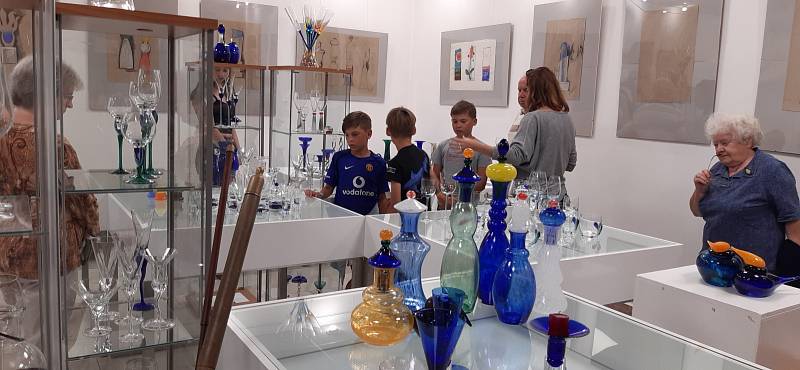 Vernisáž výstavy Glass Atelier Morava ve Vizovicích.