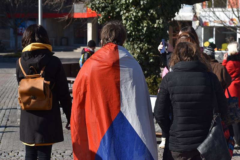 Demonstrace za návrat dětí do škol bez podmínek ve Zlíně, 7. března 2021.