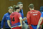 Házenkáře Vsetína dál povede úspěšný hráč a nyní zkušený trenér Andrej Titkov.