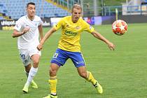 Fotbalisté Zlína (ve žlutých dresech) ve 3. kole FORTUNA:LIGY hostili Slovan Liberec. Na snímku Josef Hnaníček (ve žlutém dresu).