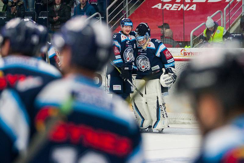 Utkání 42. kola Tipsport extraligy ledního hokeje se odehrálo 21. ledna v liberecké Home Credit areně. Utkaly se celky Bílí Tygři Liberec a Aukro Berani Zlín. Na snímku je radost hráčů Liberce, zprava Roman Will a Ladislav Šmíd.