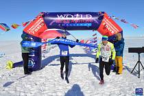 Petr Vabroušek a Filip Vabroušek World Marathon Challenge 2019
