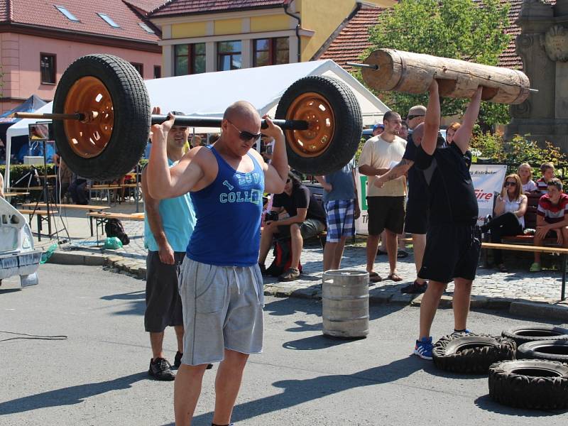 Ve Valašských Kloboukách se představili největší siláci z regionu