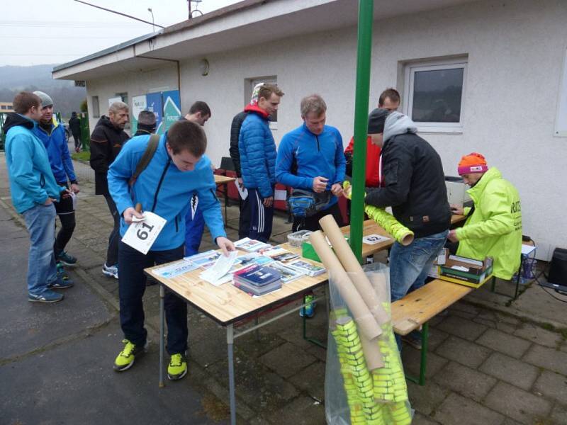 Mikulášský běh ve Zlíně jasně ovládli Tomáš Steiner a Jana Žaludková