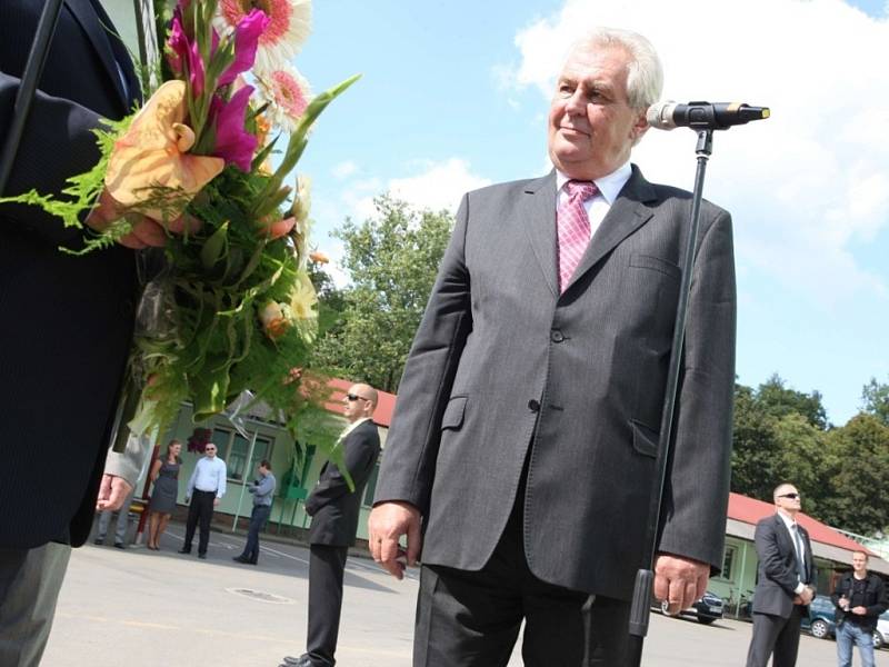 Návštěva prezidenta Miloše Zemana ve firmě Kovar v Leskovci.