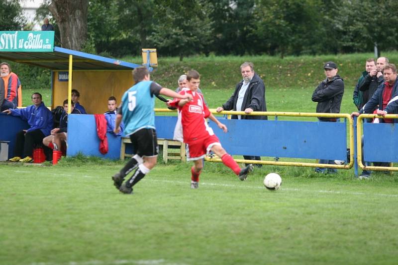 Fotbal OP Zlín: Louky - Bratřejov