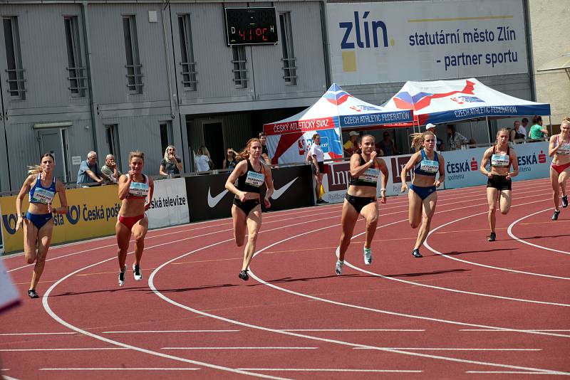 V neděli se druhým dnem konalo MČR v atletice mužů a žen ve Zlíně.