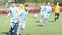 Fotbalisté Louk v rámci 10. kola I. B třídy skupiny B dokázali porazit Chropyněi 3:1, díky třem trefám Sebastiána Kuny.