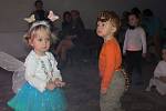  Děti si užily v Napajedlích cirkusový karneval