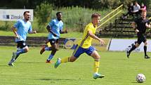 Fotbalisté Zlína B (žluté dresy) v 5. kole MSFL přehráli Znojmo 4:0. Foto: Jan Zahnaš