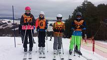 Školáci mají za sebou lyžařské závody