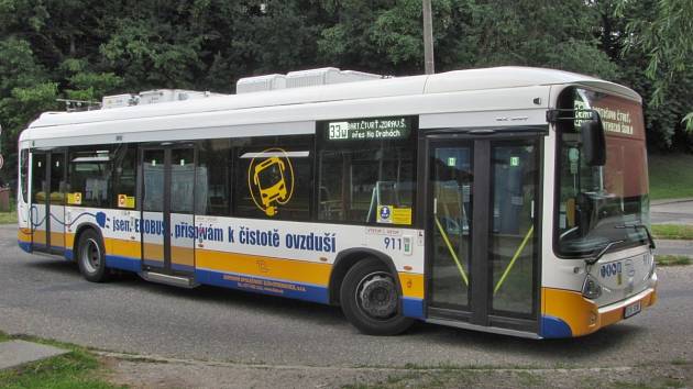 Nový elektrobus ve Zlíně už ušetřil 75 kilo emisí a 5 tisíc litrů nafty -  Zlínský deník