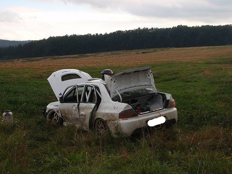 Závodní speciál havaroval při tréninku na Barum Rally